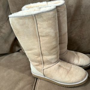 Brand new uggs!